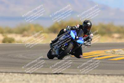 media/Oct-09-2022-SoCal Trackdays (Sun) [[95640aeeb6]]/Turn 15 (150pm)/